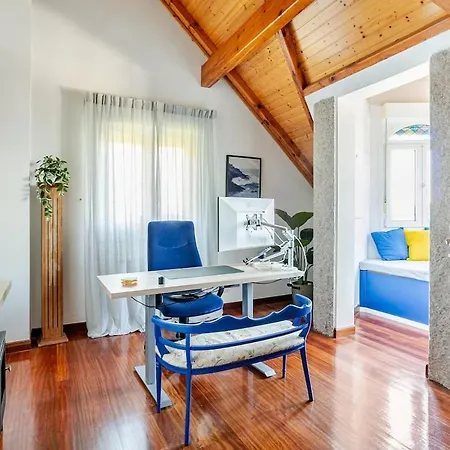 Casa Familiar Tranquila Con Jardin Frente Al Mar