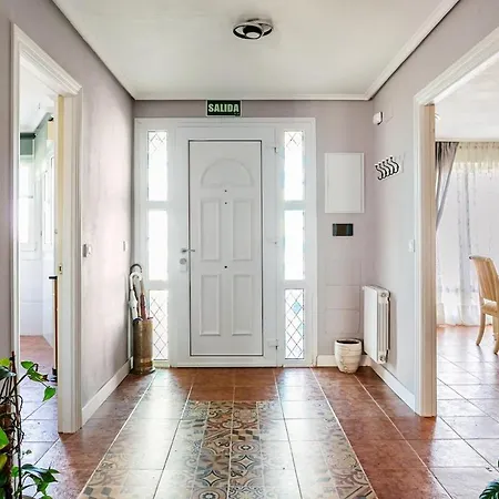 Casa Familiar Tranquila Con Jardin Frente Al Mar 度假居